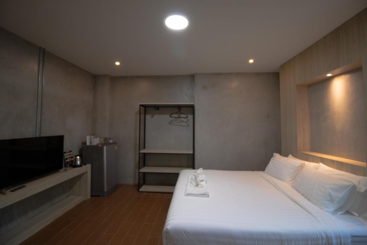 Rabbit Hotel Phimai Esterno foto
