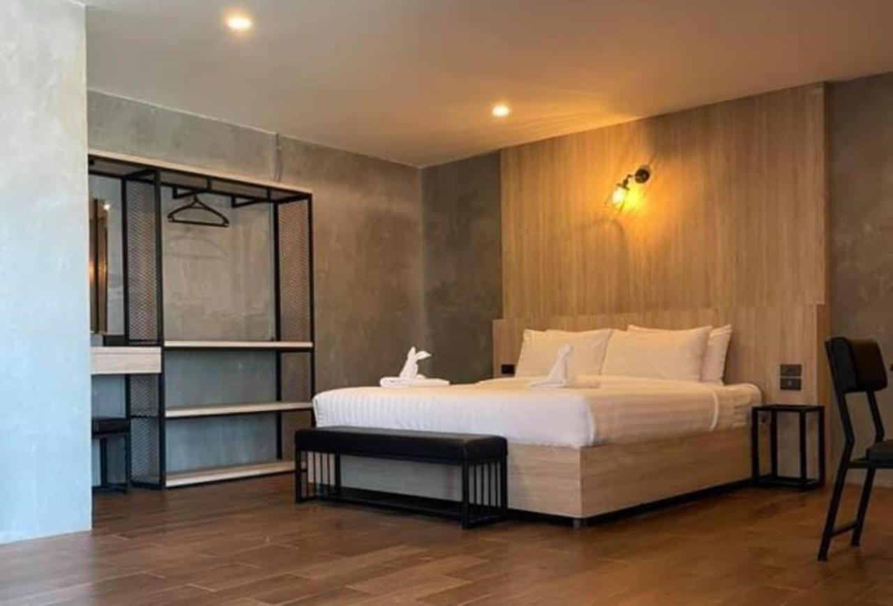 Rabbit Hotel Phimai Esterno foto