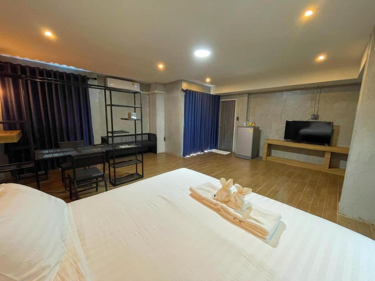 Rabbit Hotel Phimai Esterno foto